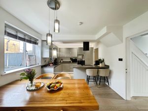 Dining- click for photo gallery